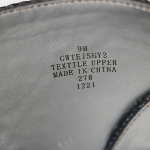 NWT Wedge Sparkle Metallic Cross Strap Sandals Summer Heels Wedges By Guess - Picture 8 of 11